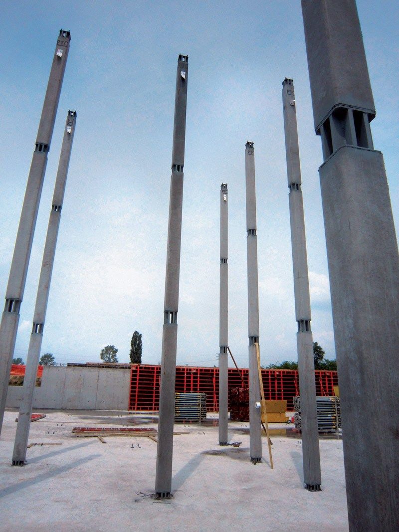 Viga e pilar com estrutura mista aço-betão Column PTC® NPS® 25 x 25 cm ...