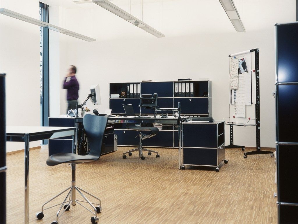 USM HALLER CREDENZA AS OFFICE STORAGE | Büroschrank By USM Design Fritz