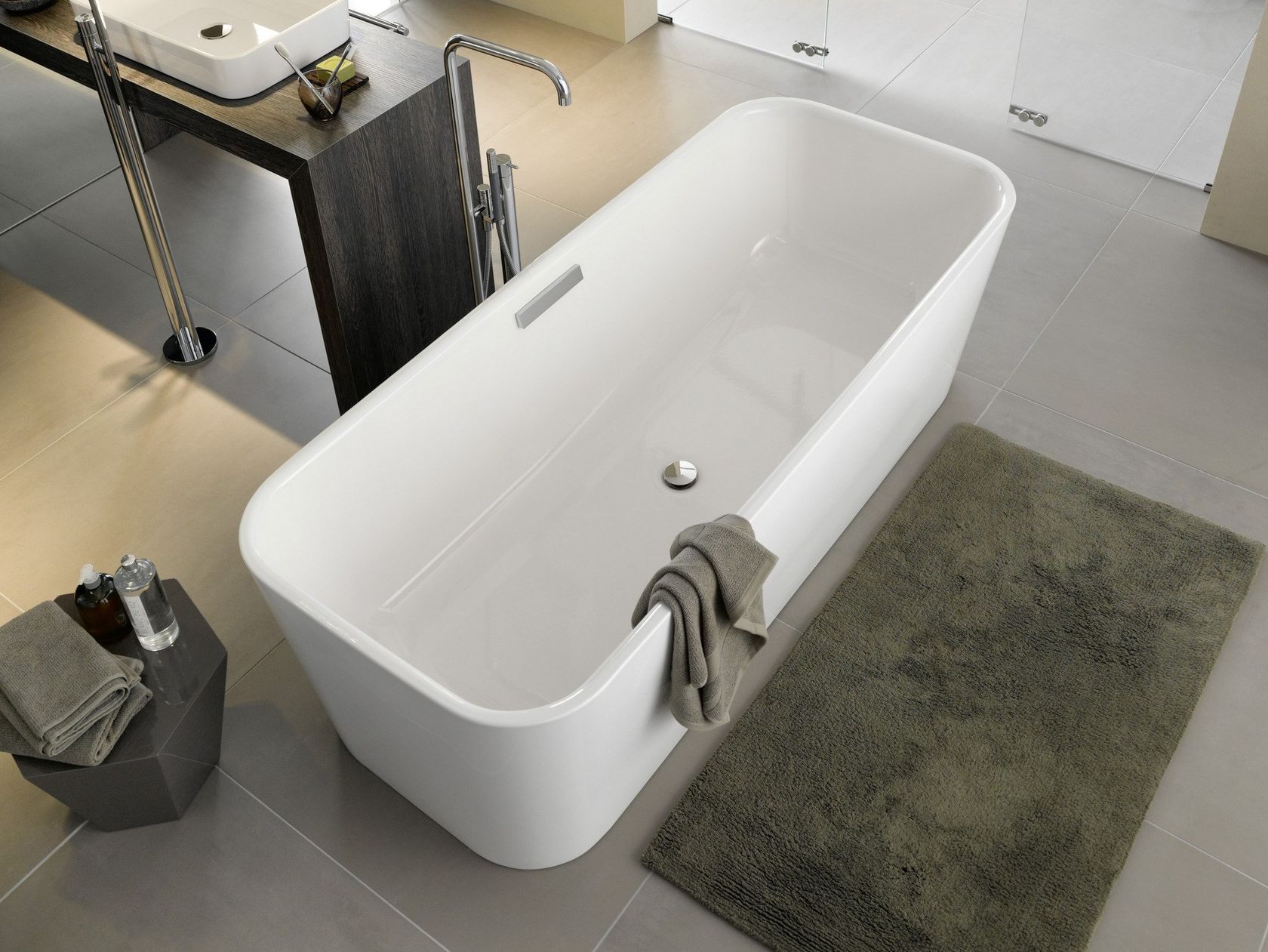 BETTEART Bathtub Freestanding enamelled steel bathtub By Bette