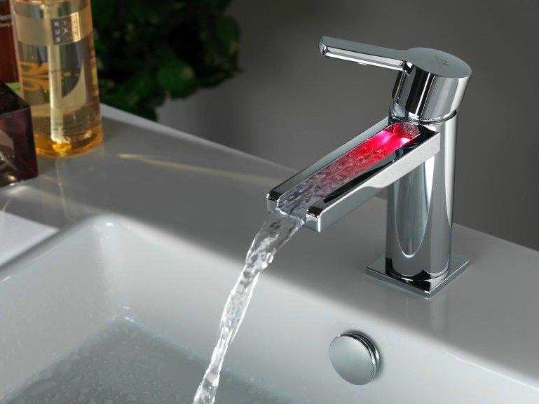 URBAN | Waschtisch-Mischbatterie mit LED-Licht By NOKEN