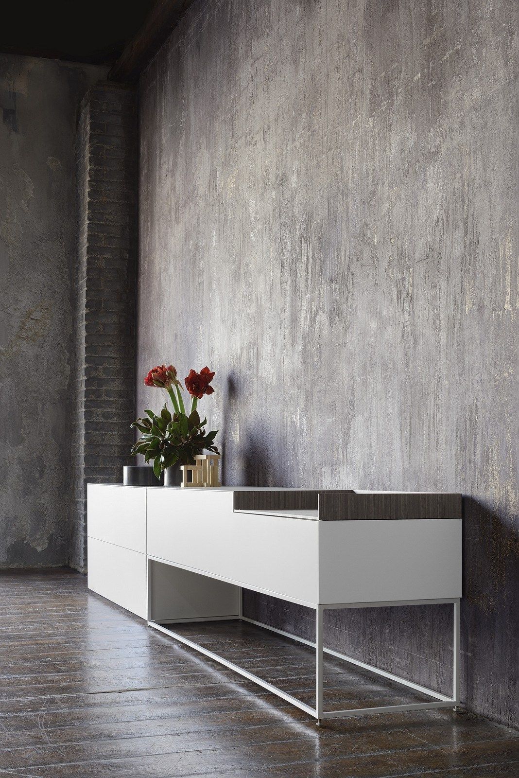 INMOTION | Buffet By MDF Italia design Eva Paster, Michael Geldmacher