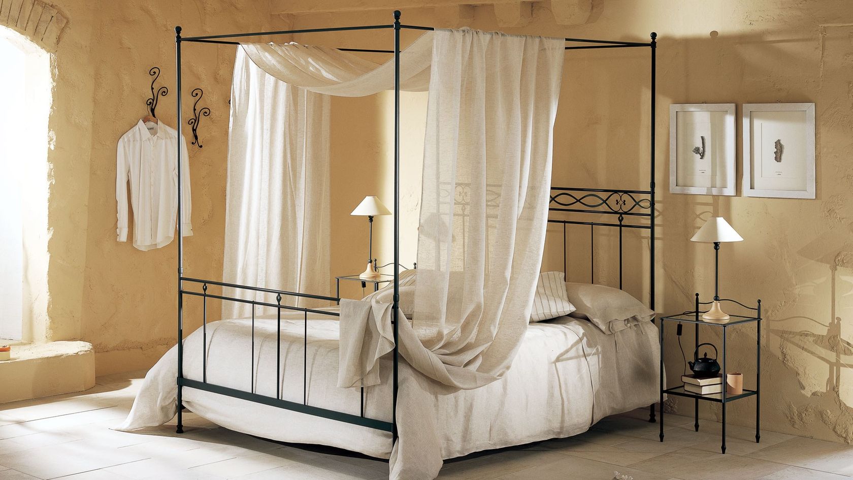 tende per letto a baldacchino