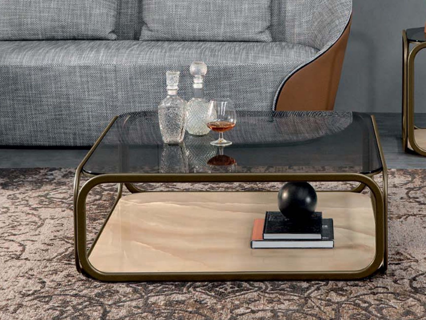 REMIND Square coffee table Low square metal coffee table with glass