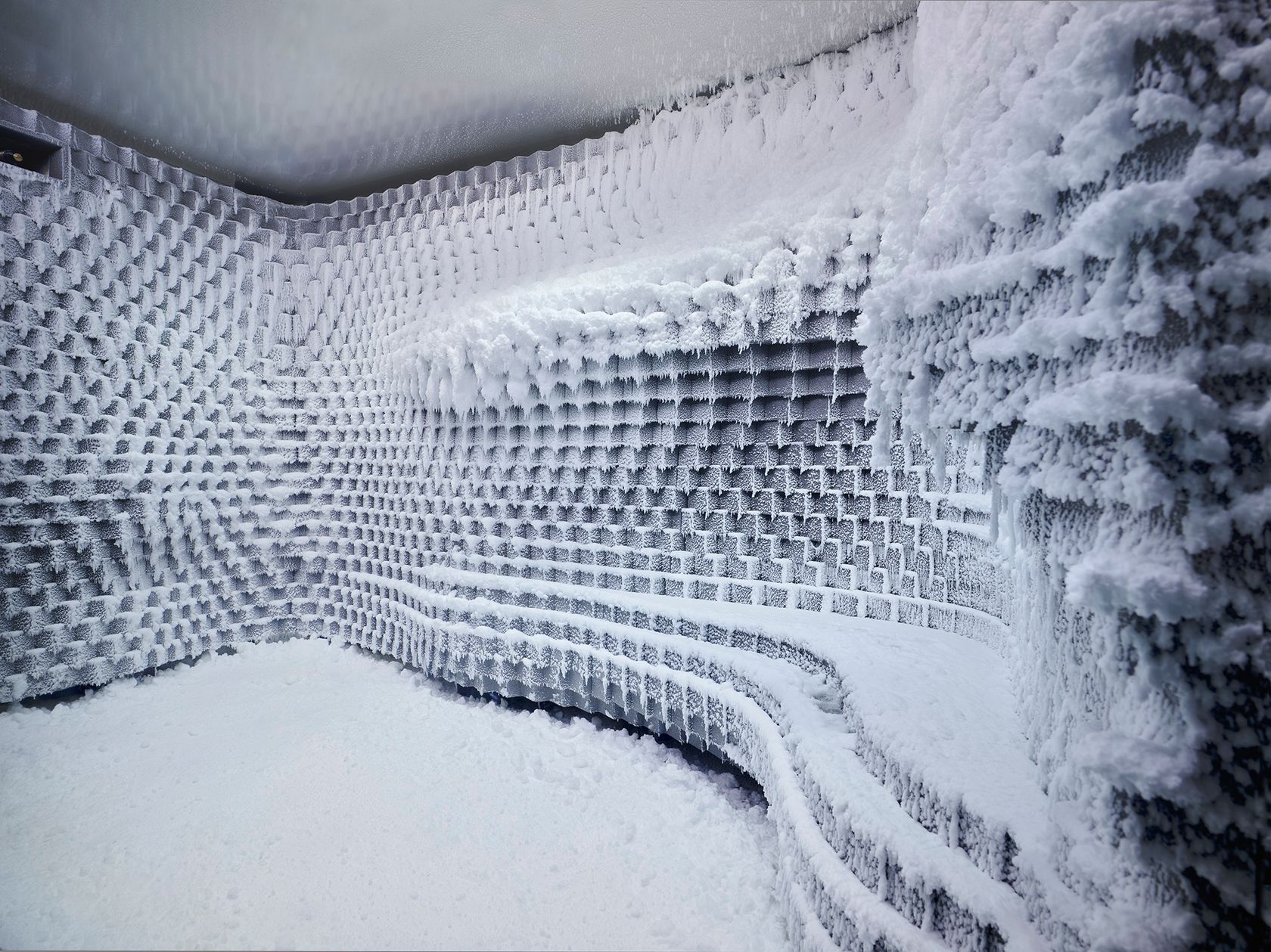 SNOWROOM CUBIC DESIGN Ice cave By TechnoAlpin Indoor