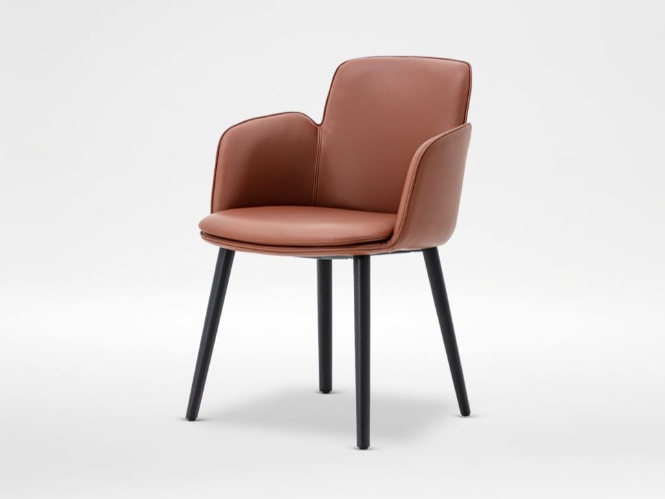 WING Leather chair By CAMERICH
