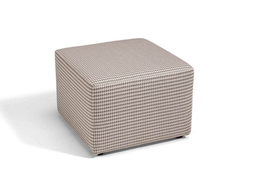 COMPLEMENTI Pouf imbottito quadrato in tessuto By Dienne Salotti