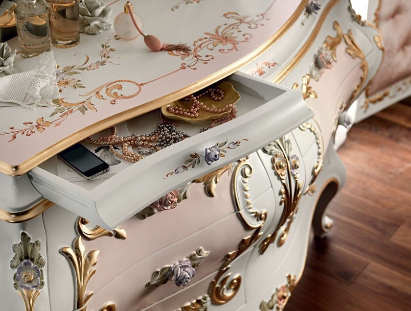 11202 Chest of drawers By Modenese Luxury Interiors