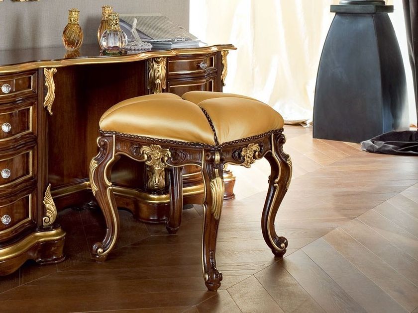 13526 | Pouf By Modenese Luxury Interiors