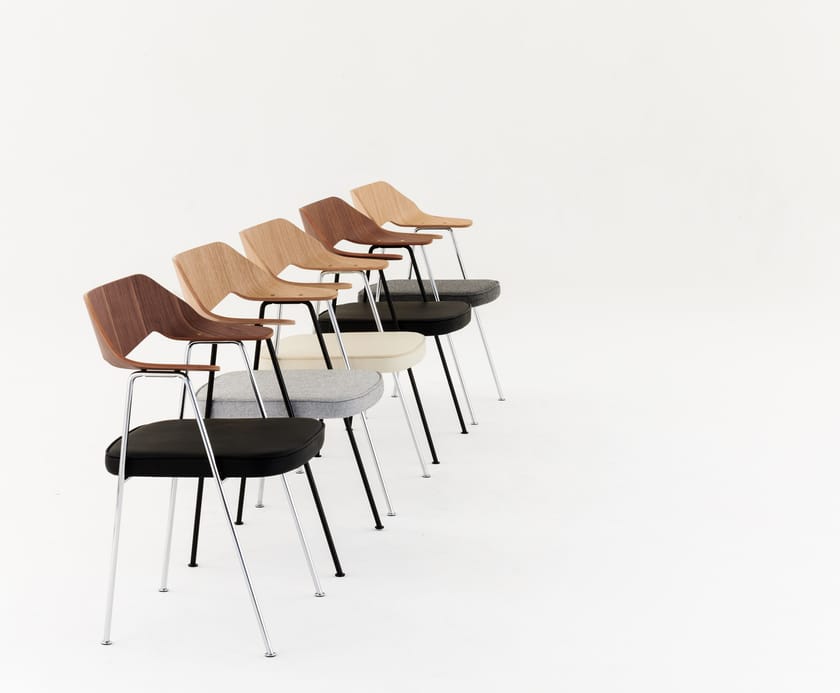 675 Sedia in tessuto By Case Furniture design Robin Day