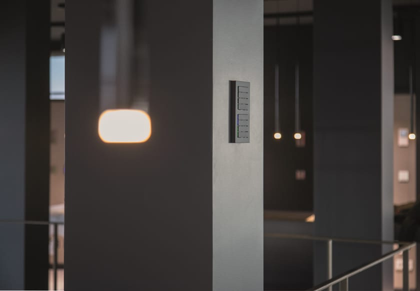 71-DEEP by EKINEX - Serie civile con LED - 8