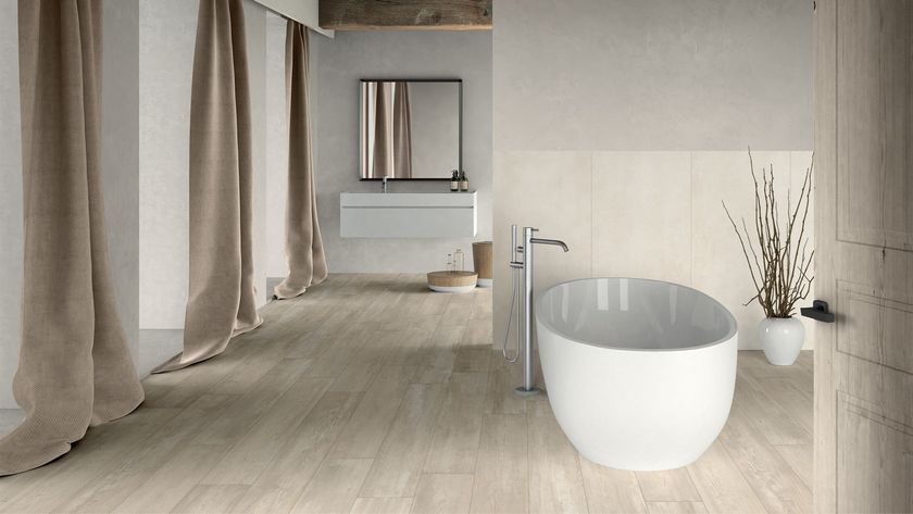 Merten M-Pure MEG4050-3619 Telaio Per 5 Prese/interruttori, Bianco Polare, Montaggio A Clip, Cradle To Cradle Certified