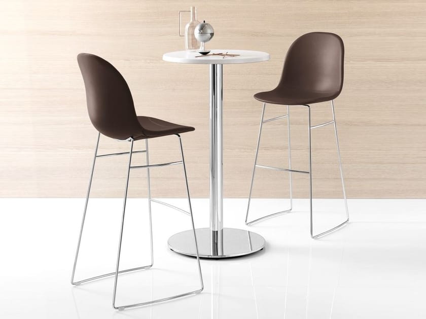 ACADEMY Sled base stool By Calligaris design Michele Menescardi