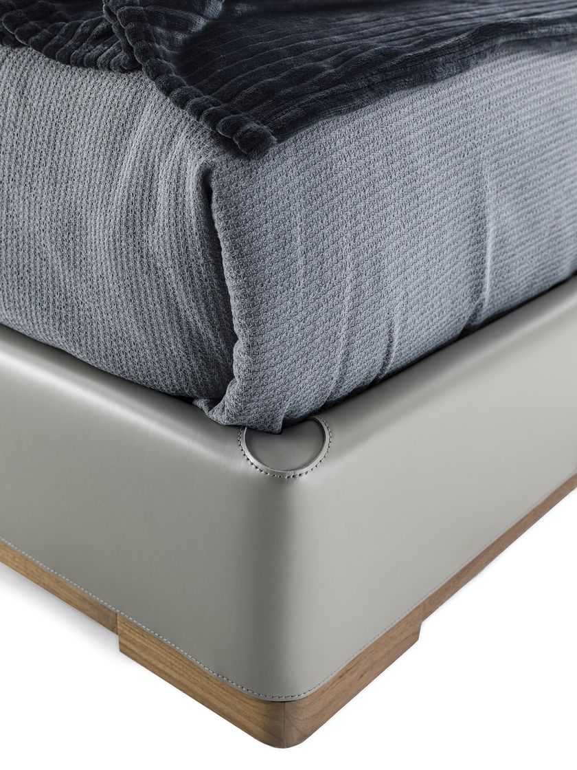 AGIO Tanned leather double bed with upholstered headboard By Frigerio ...