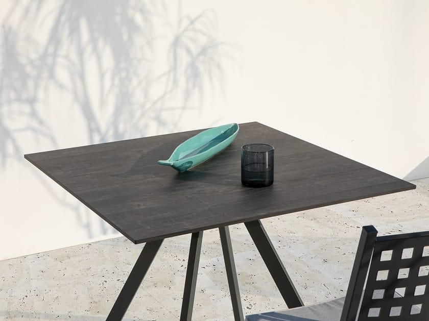 CH904 by Vermobil - Base per tavoli in metallo - 3