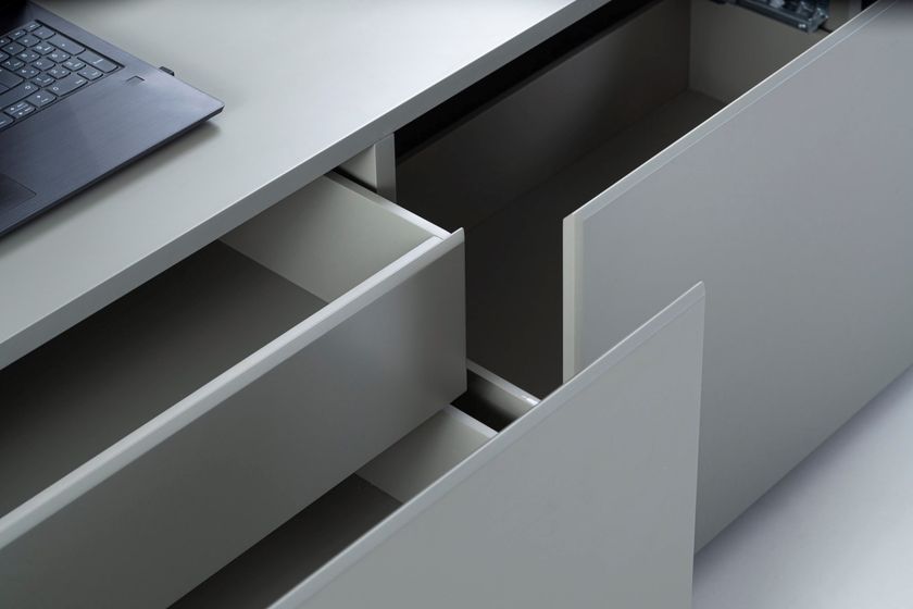 AMAN TAMAN Extendable sideboard with drawers By Nunc