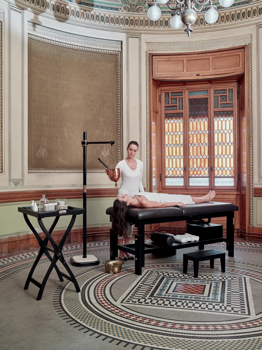 Massage bed AYURVEDA Oriental Collection By Nilo