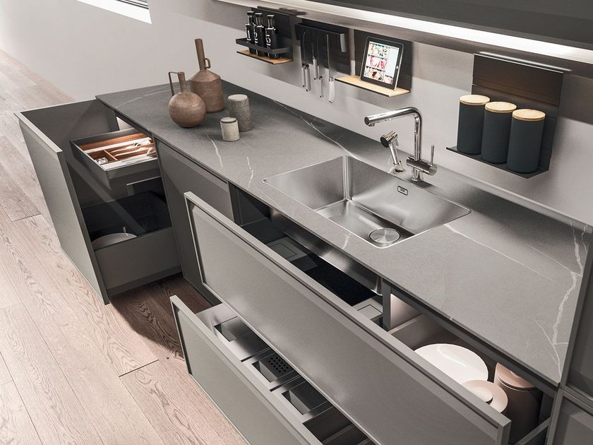 AK_07 Fitted kitchen with peninsula By Arrital