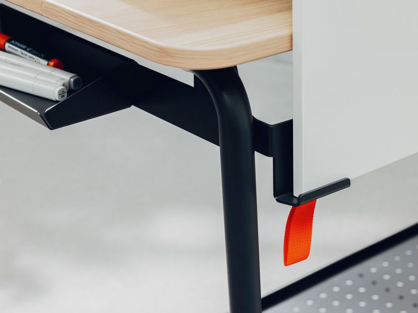 BOARDS | High table By Brunner design Osko+Deichmann