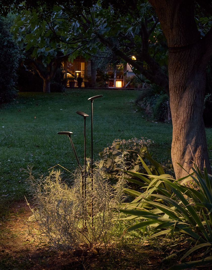 BIRDIE SET 3 LED bollard light By Bover