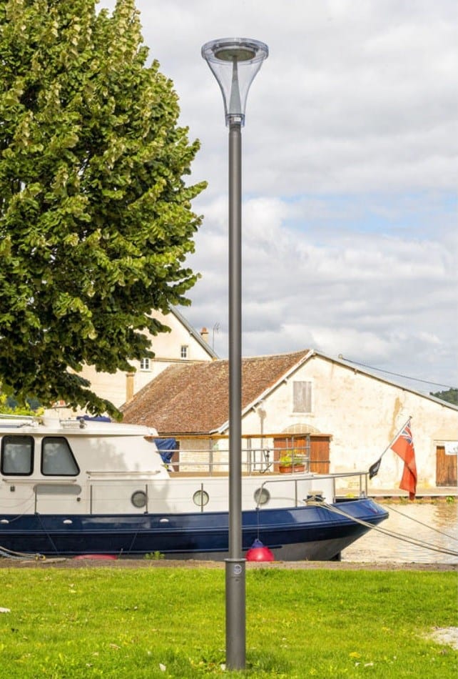 Lampione stradale a LED BUZZ By GHMECLATEC