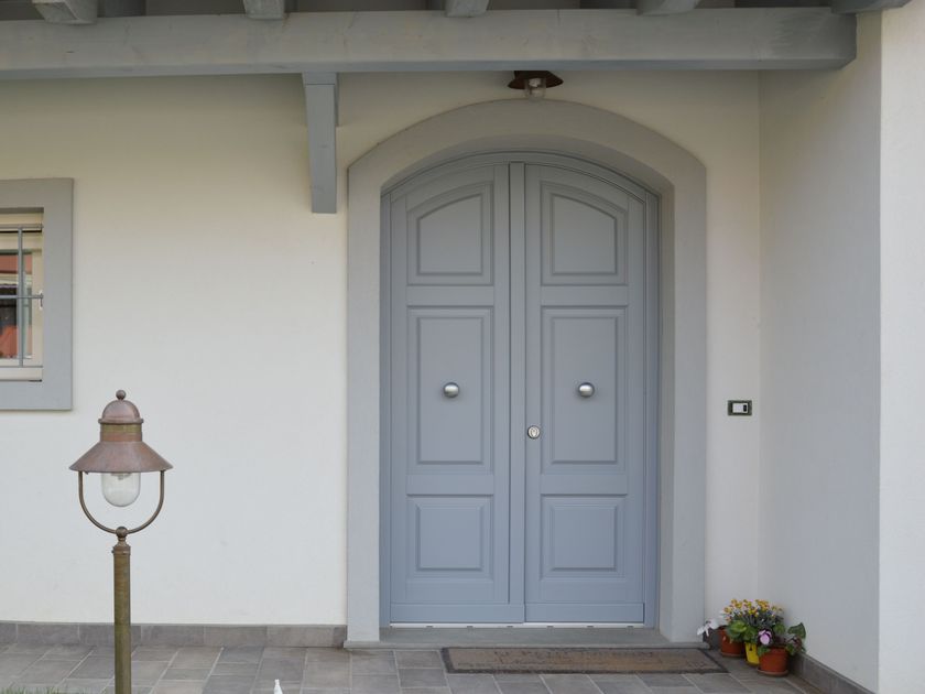 Entry door Entry door By Bussi