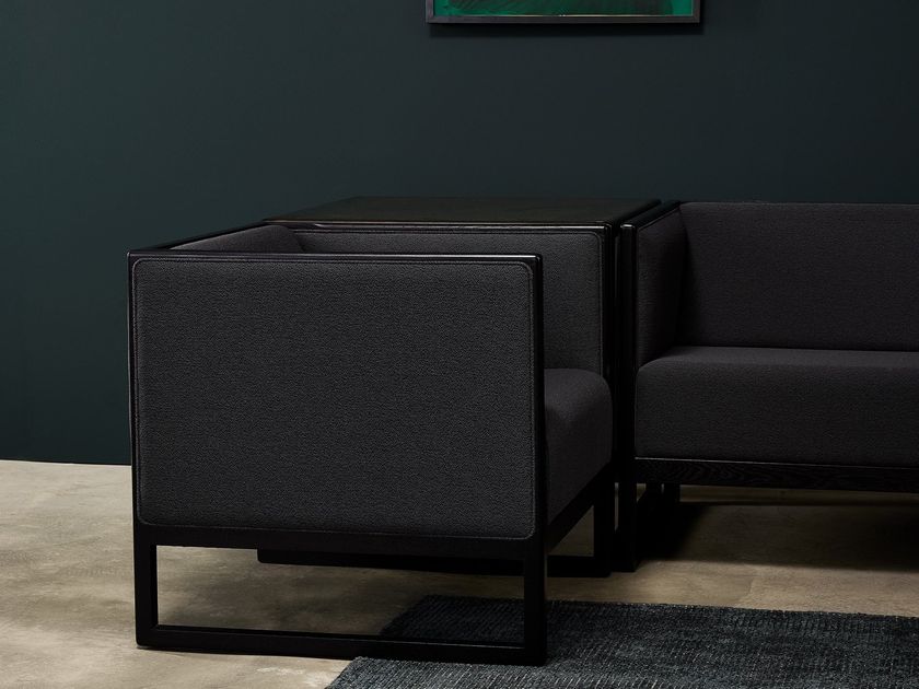 CASABLANCA Tavolino quadrato in legno By TON | design Tom Kelley