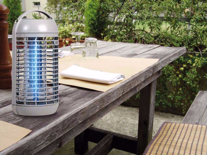 CRI-CRI 300N Electronic insect killer By Mo-el