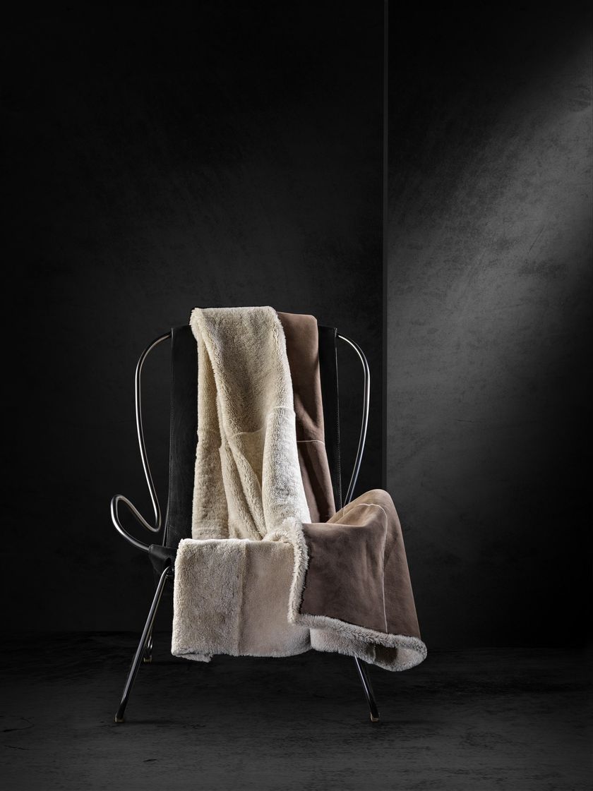 CURLY SHORT SHEARLING Coperta By Jover+Valls
