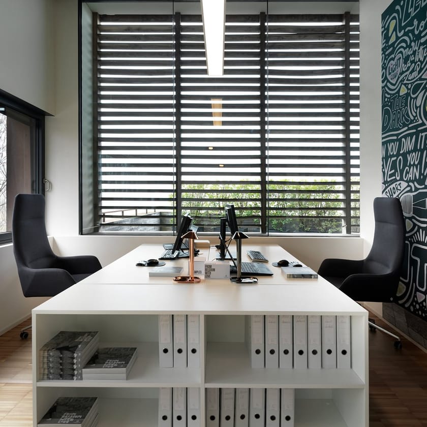 DARWIN Executive chair Swivel fabric executive chair By SITIA