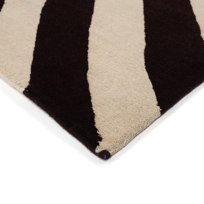 Handmade rug DIAGONAL MELT By FLOOR_STORY design Henry Holland