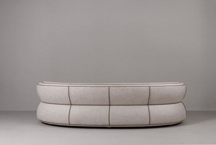 VICTOR Sofa By DIVIANA
