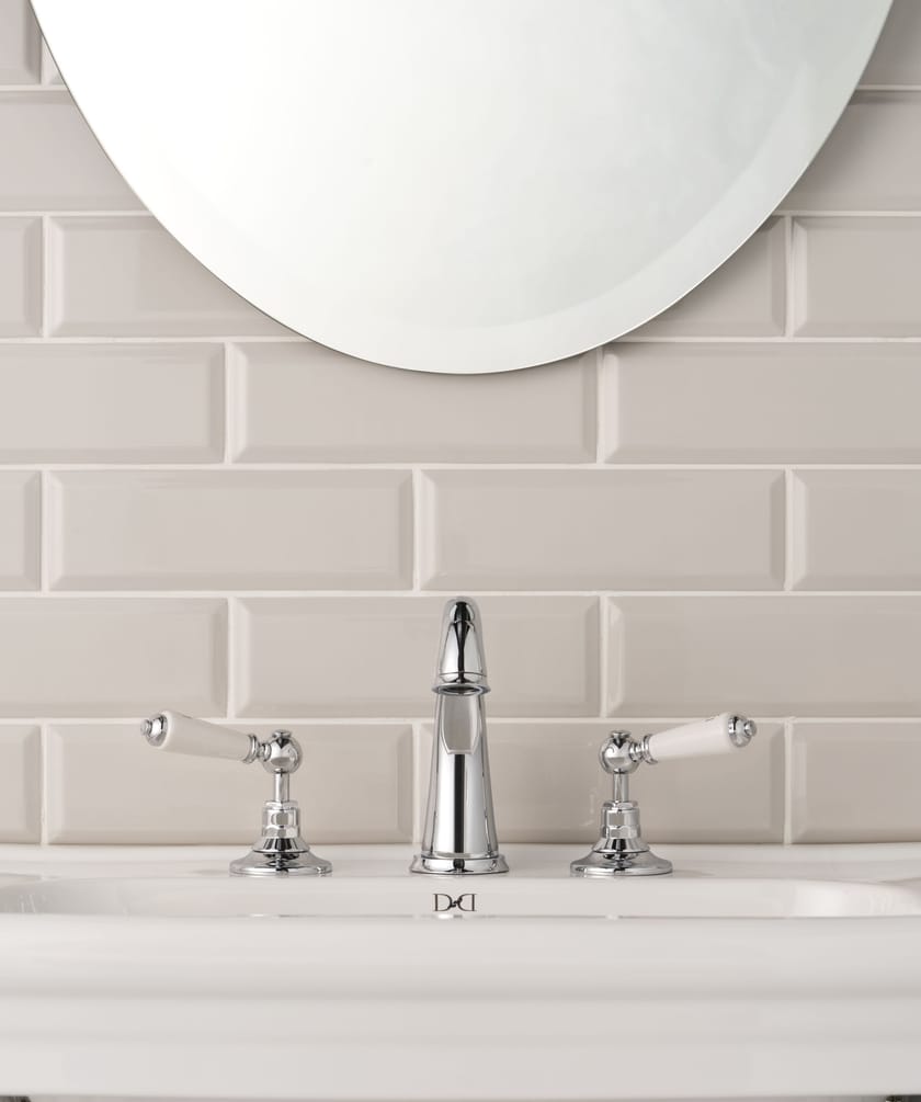 DANDY by Devon&Devon - Rubinetto per lavabo da piano a 3 fori con rosette separate - 3