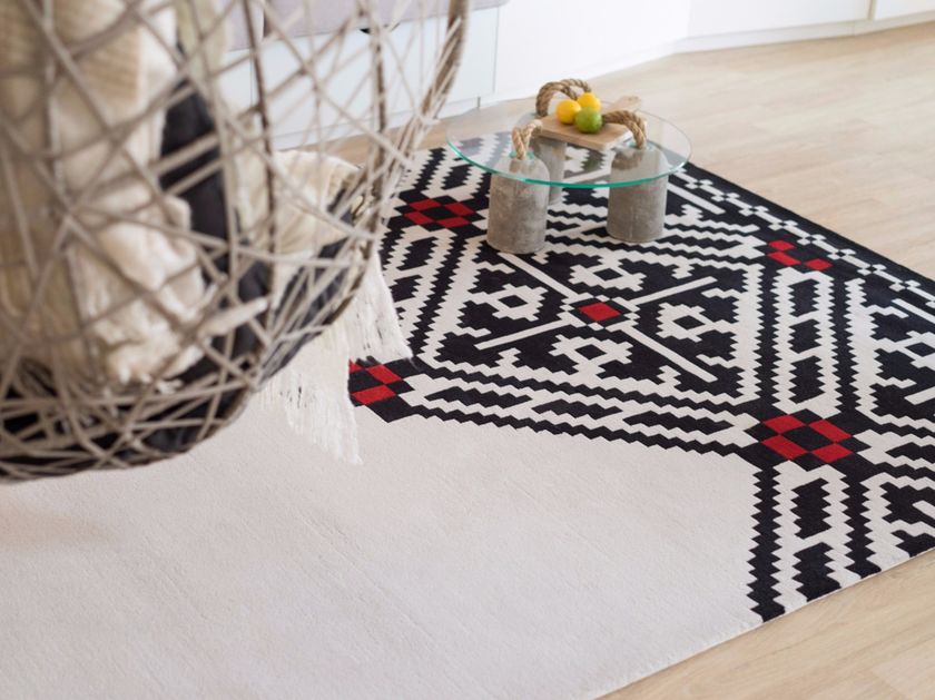 Handmade rectangular wool rug with geometric shapes EDGY By Dare to Rug ...