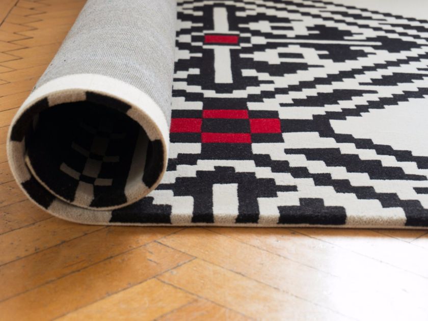Handmade rectangular wool rug with geometric shapes EDGY By Dare to Rug ...
