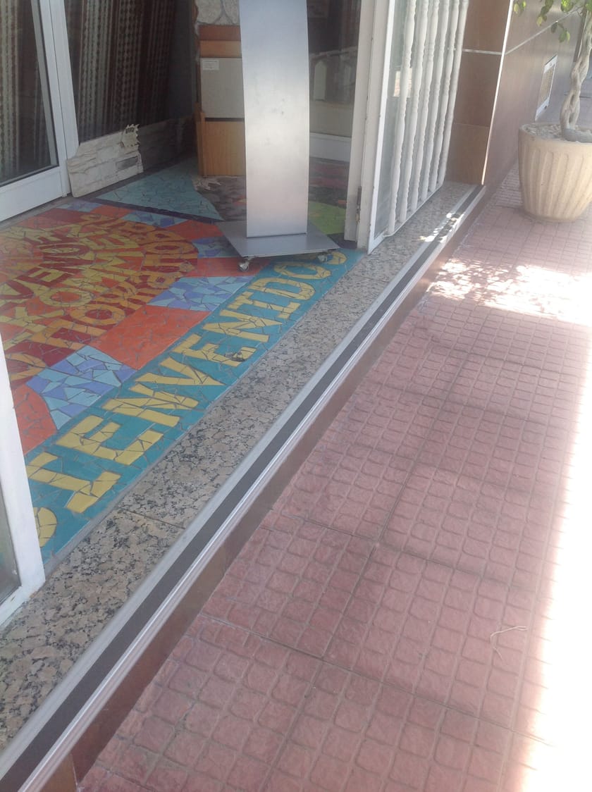 NOVOPELDAÑO® SAFETY by EMAC Italia - Profilo paragradino - 7