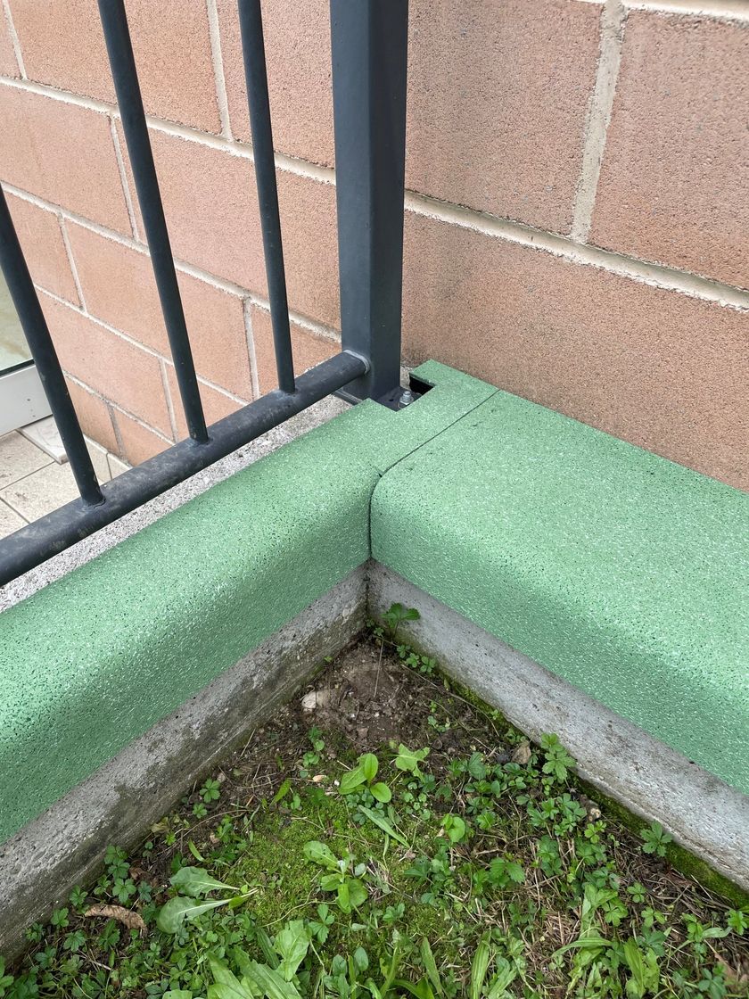 EPDM Rubber corner protection Protección antigolpes de caucho EPDM By ...