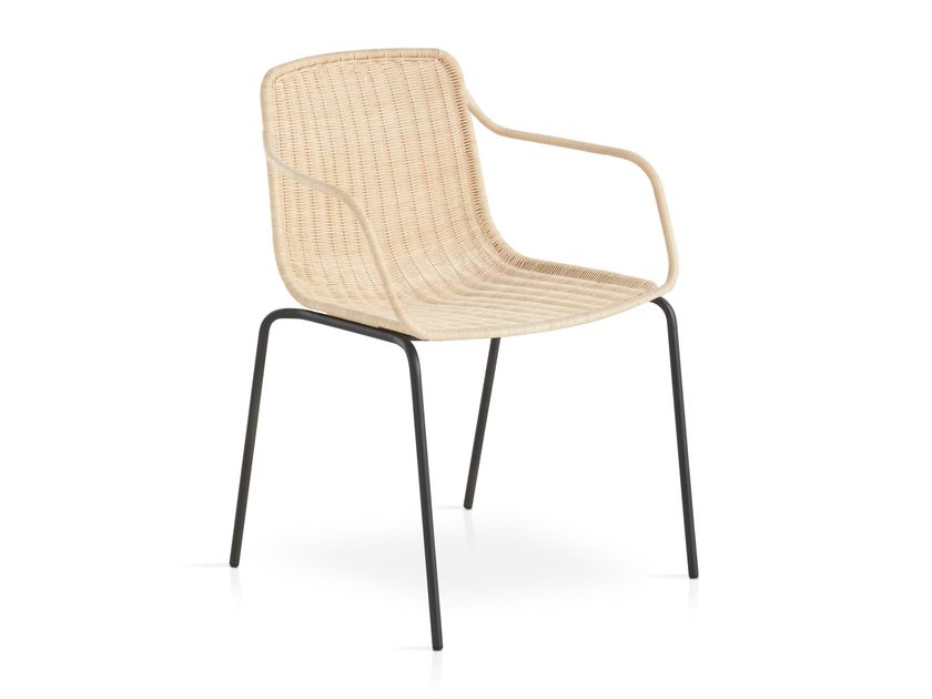 LAPALA Chaise empilable en rotin avec accoudoirs By EXPORMIM | design ...