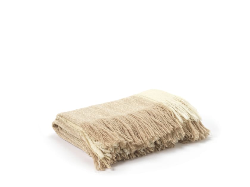 DECEMBER Wool lap robe By Élitis