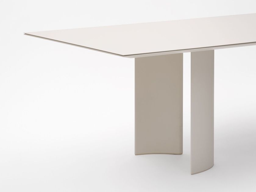 NACA Garden table By FAST