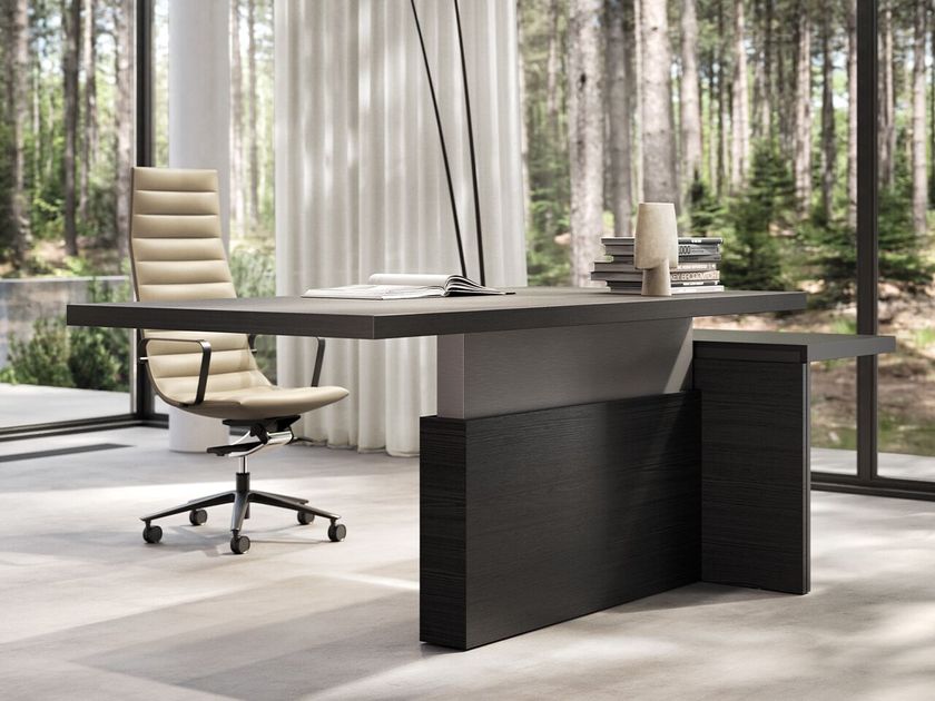 MUX70 Office desk By FREZZA