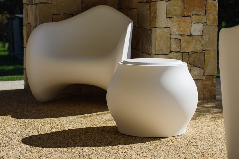 Polyethylene stool FUZZY STOOL By Plust design Eddy Antonello