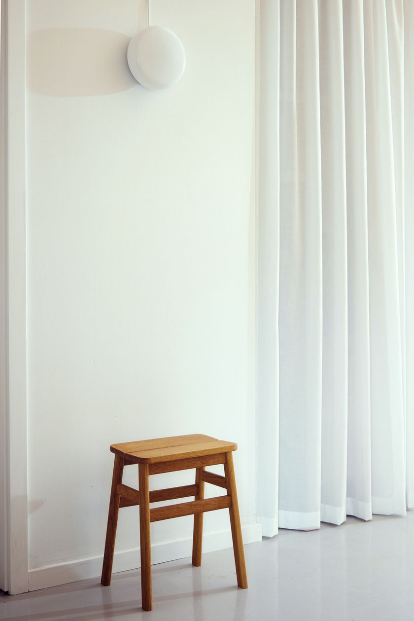 ANGLE STANDARD 45 by Form & Refine - Sgabello in rovere - 5