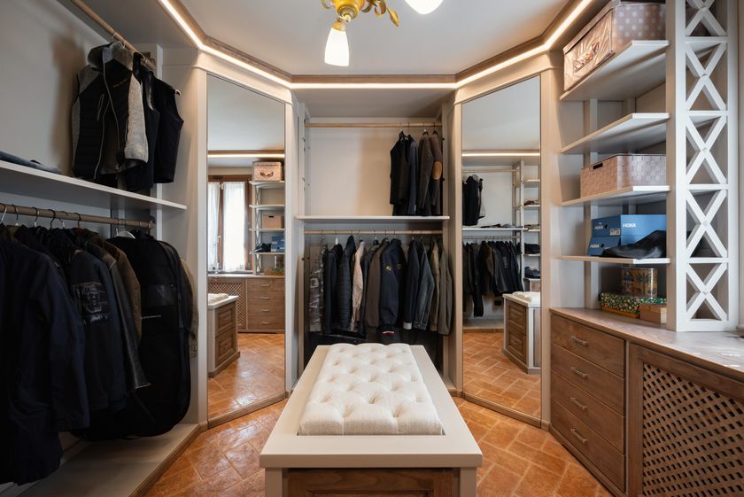 Cabina armadio in legno massello su misura Cabina armadio 3 - GH ...