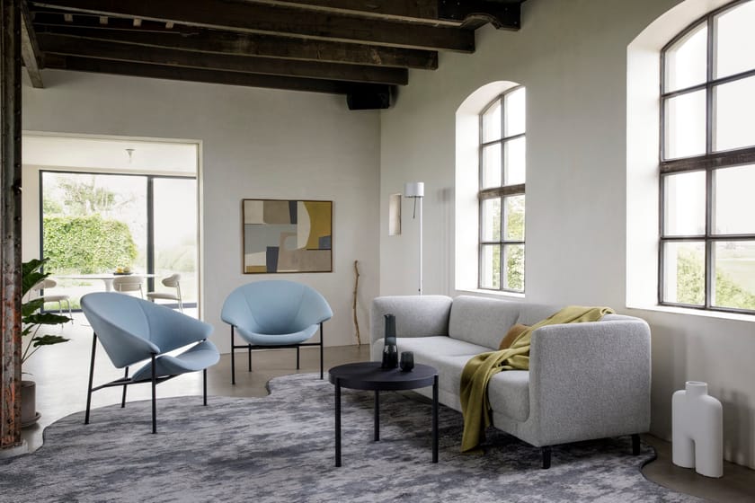 GLIDER Fabric armchair By Artifort