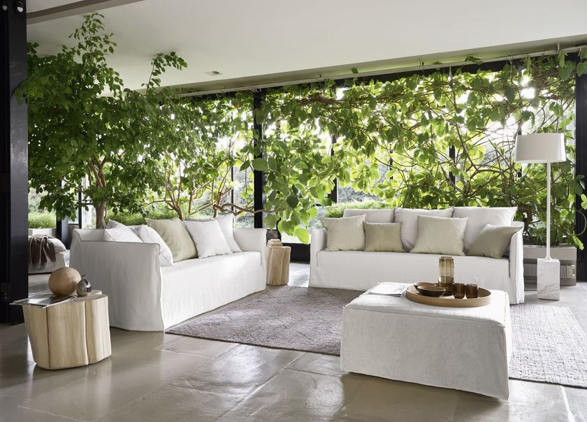 Produit similaire: GHOST 10 - Canapé 3 places en tissu