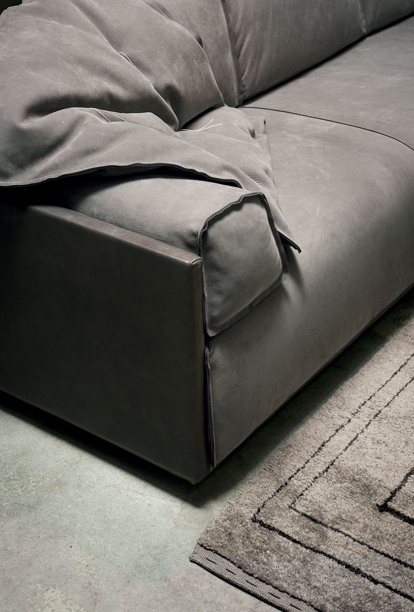 Leather sofa HARD & SOFT SLIM By BAXTER design Paola Navone
