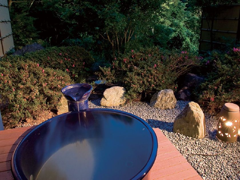 SHIGARAKI Bathtub By HEALING