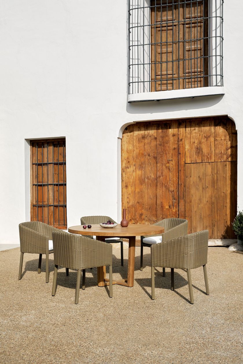 HERITAGE | Chair By POINT design Mario Ruiz