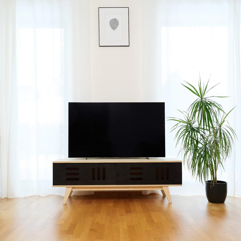HUH Plywood TV By Radis design Raul Abner