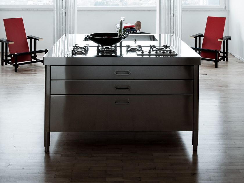 I-LC130-C120/1 Kitchen unit By ALPES-INOX | design Nico Moretto
